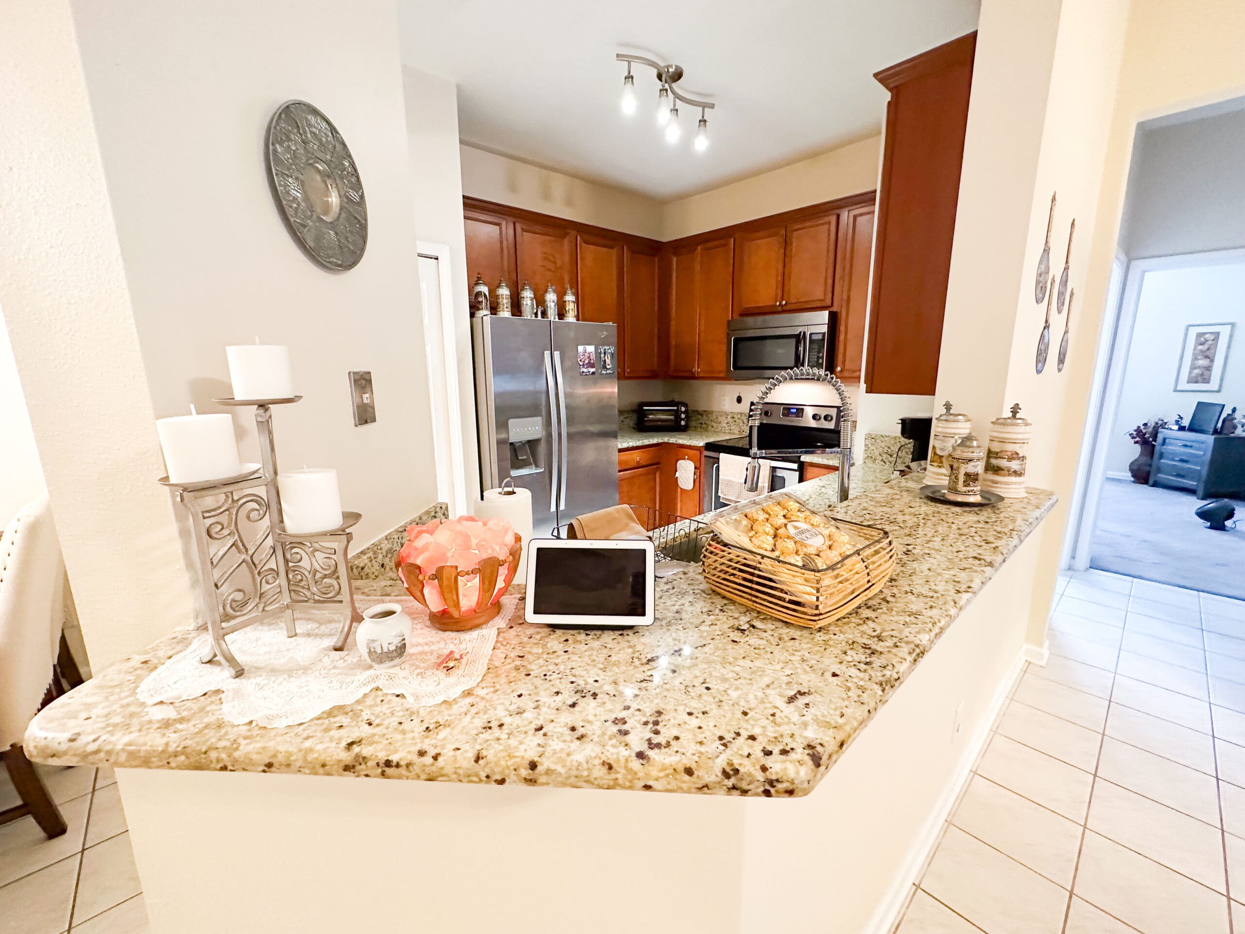 SGC - Condo Unit - Wide Shot-07